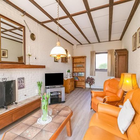 Holiday Home In Noordwijkerhout With Terrace Close To A Lake Esterno foto